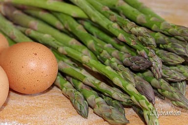 L'ingrediente di maggio: l'asparago | paninisopraffini.com