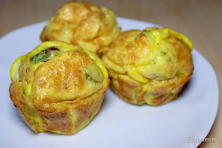 Frittatine con asparagi e grana padano | paninisopraffini.com